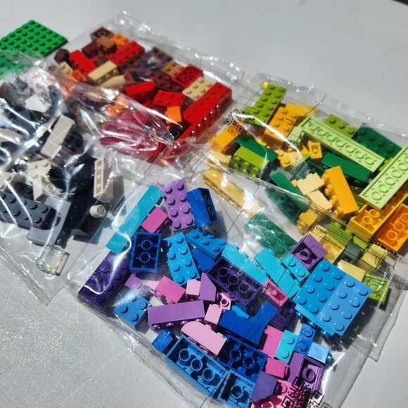 NEW LEGO Classic Creative 213 pieces Blocks bricks Bundle Brand new FAST SHIPPIN - Picture 9 of 15